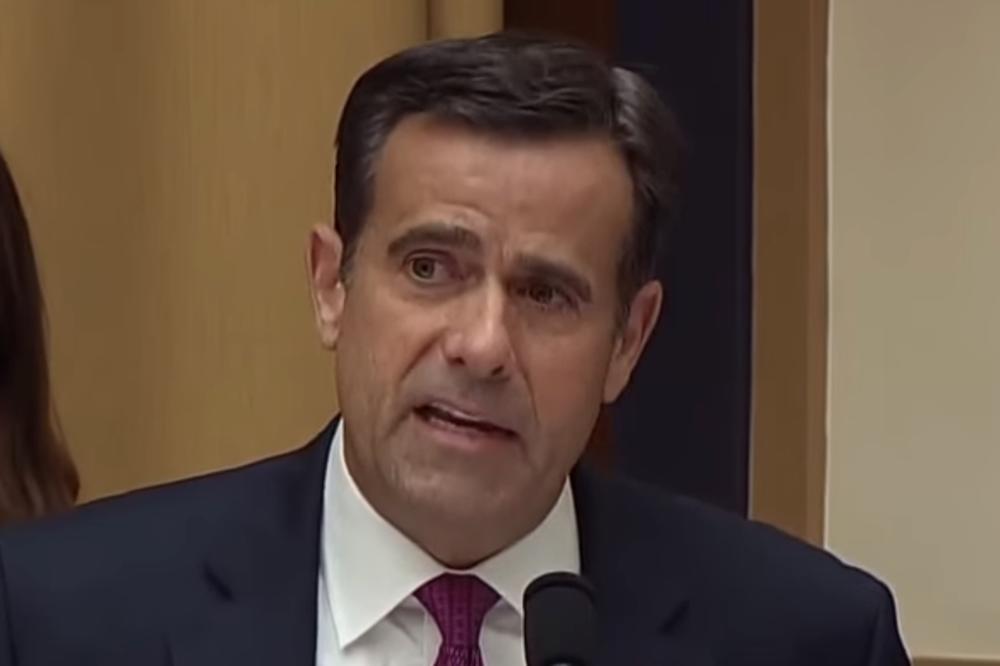 LOŠE NAM SE PIŠE: Pokazivao je DVOGLAVOG ORLA, a sada je TRAMPOVA DESNA RUKA! Ko je ZAPRAVO DŽON RETKLIF?