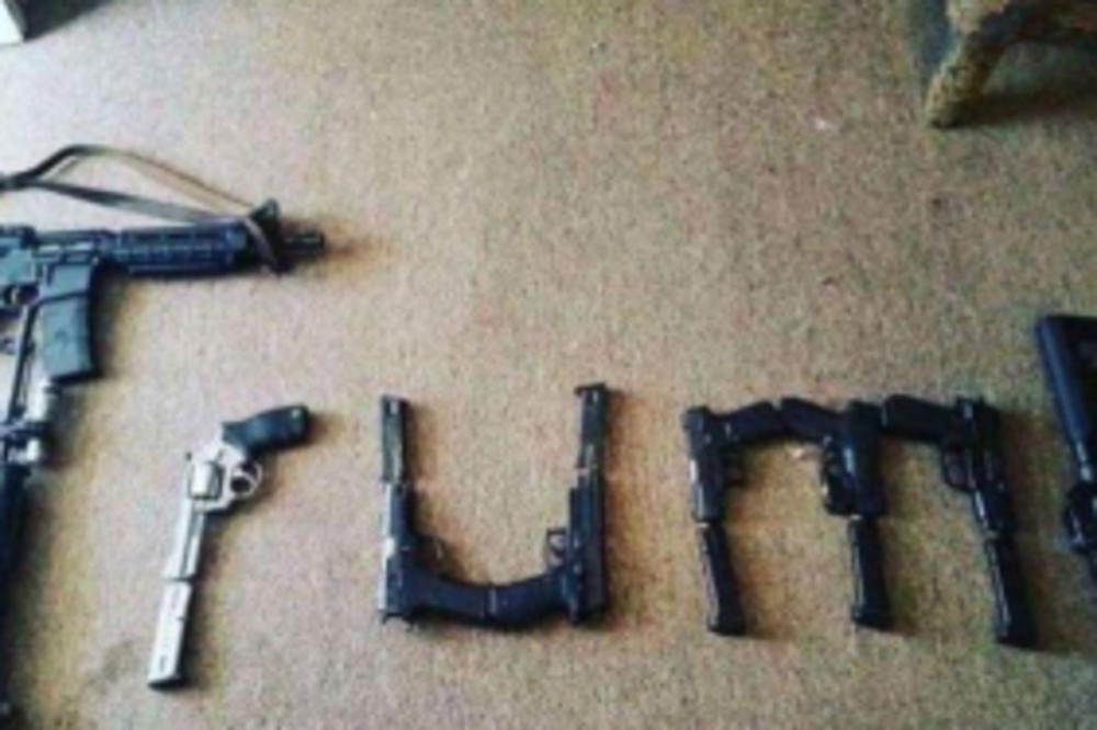 AMERIKA NA NOGAMA POSLE OBJAVE OVE FOTOGRAFIJE: Nju je na svom FB profilu postavio MONSTRUM IZ EL PASA! (FOTO)