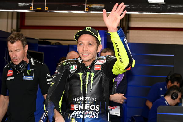 NJEMU JE TRKANJE U KRVI: Rosi nije rekao kraj svojoj karijeri, Italijan će i sledeće sezone biti na stazi!