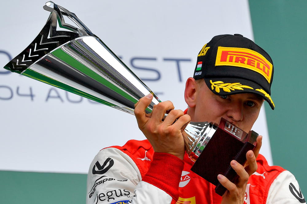 OGLASIO SE ŠUMAHER: Znao sam da ću biti vozač Formule 1! Nikada na njega nisam gledao kao na najboljeg na svetu!