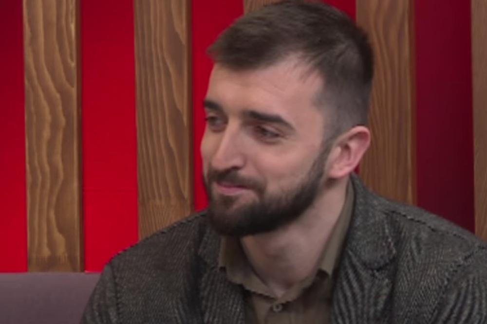 ON SE USUDIO DA KAŽE NEŠTO ŠTO MNOGI MLADI OSEĆAJU: Evo zašto je njegova PESMA postala najšerovanija na INTERNETU