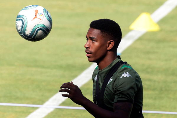 BIO BARSELONIN DŽELAT, A SADA ĆE IGRATI NA "NOU KAMPU": Barselona dovela momka iz Betisa!