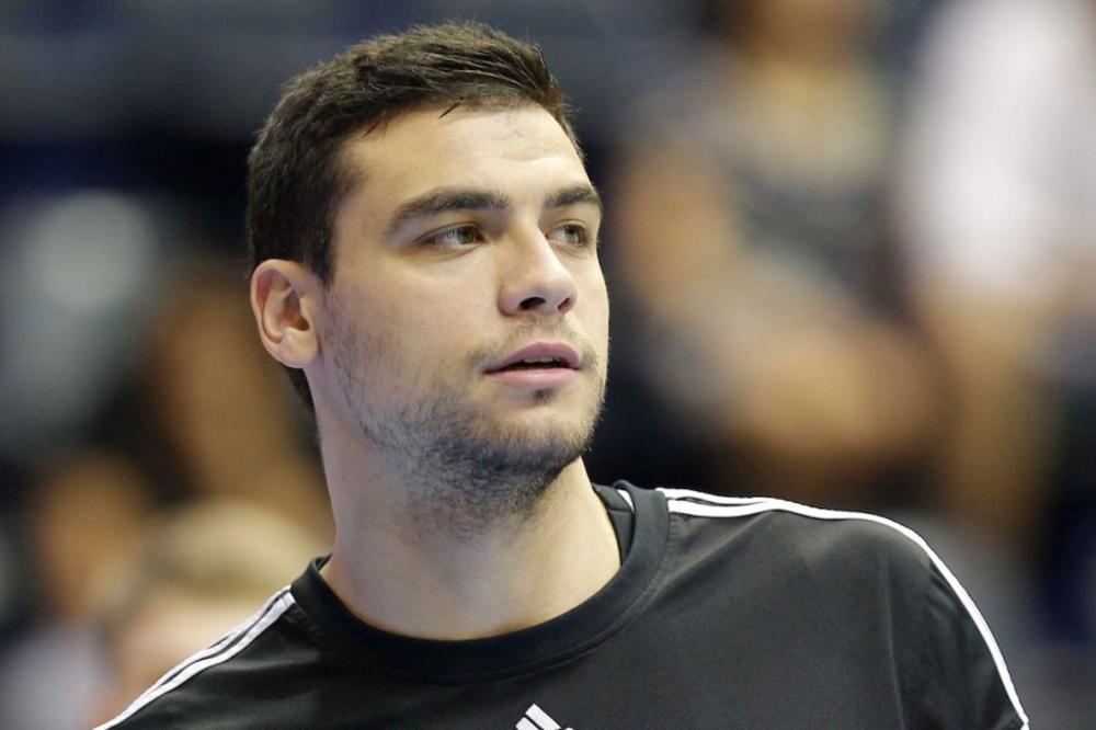 OTKRIVENO KO JE KRVNIČKI PRETUKAO BIVŠEG KOŠARKAŠA PARTIZANA: Policija traga za OVIM ČOVEKOM!