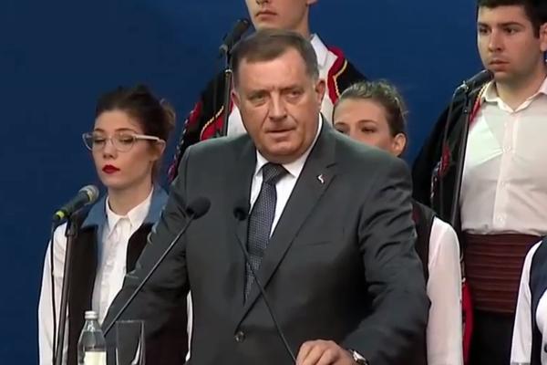 ŠTA ĆE SRBIN NA PROSLAVI OLUJE?! Dodik ZAGRMEO kao nikad do sada: Ovaj ČOVEK ga je JEZIVO iznervirao!