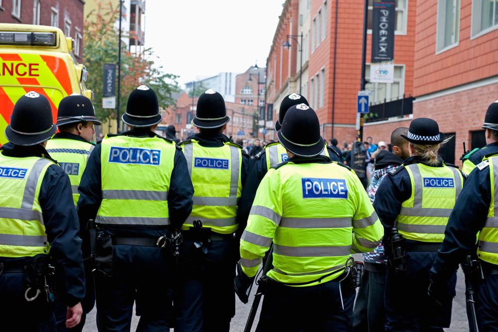 IZBODENE 3 OSOBE U VELIKOJ BRITANIJI: Uhapšeno 4 ljudi, jedan od njih tinejdžer