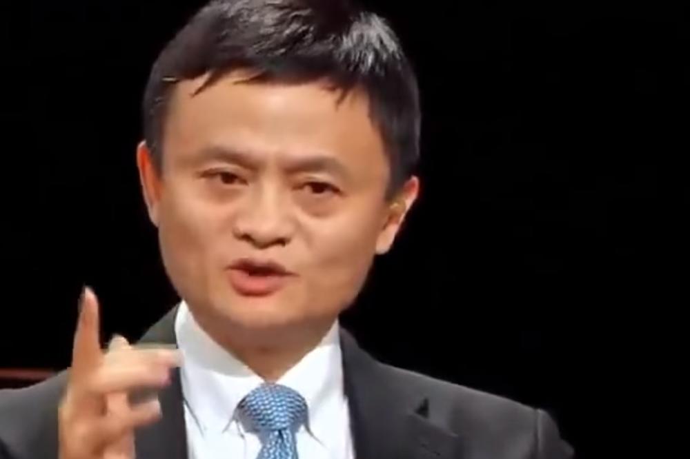 DŽEK MA SE POVLAČI! Nećete verovati ko ga menja!