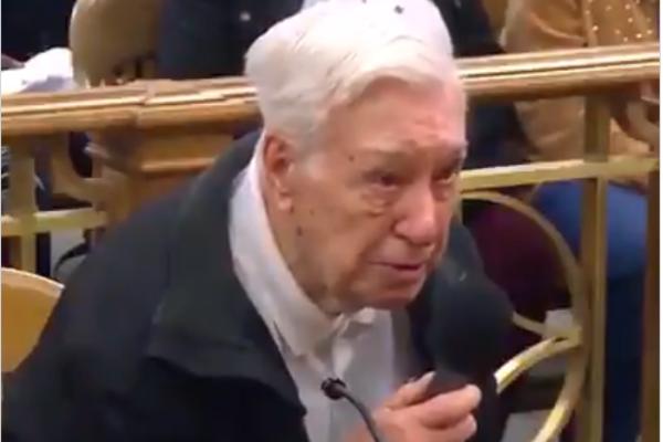 DEKA JE UHVAĆEN U PREKORAČENJU BRZINE: Kada je stao pred sudiju i ispričao šta se stvarno desilo, SVI SU PLAKALI