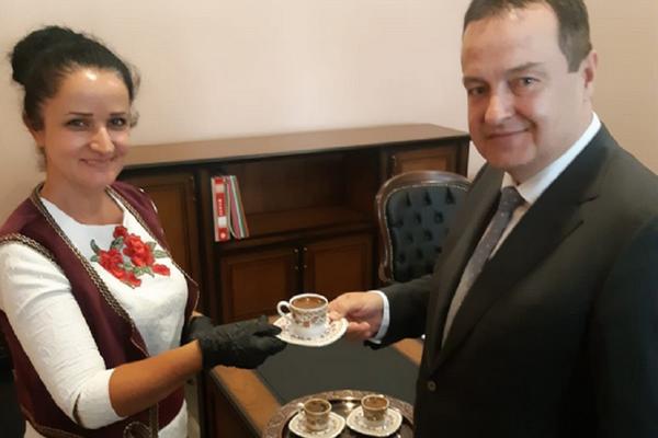 DAČIĆ UZ TURSKU KAFU OTVORIO NOVI POČASNI KONZULAT! Srpska zastava vijori se u prestonici OTOMANSKOG CARSTVA