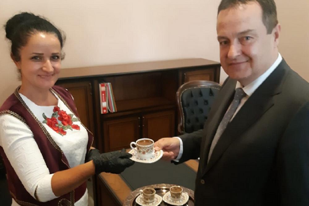 DAČIĆ UZ TURSKU KAFU OTVORIO NOVI POČASNI KONZULAT! Srpska zastava vijori se u prestonici OTOMANSKOG CARSTVA