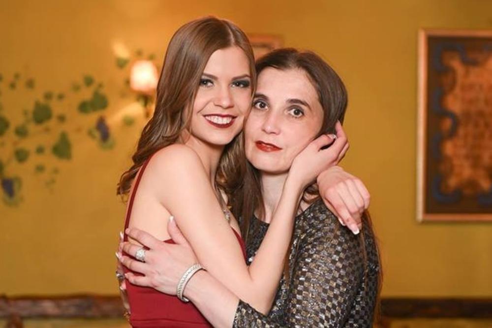 MEDICINSKA SESTRA IZ ČAČKA IMA NAJNEOBIČNIJE IME U SVEMIRU: Pacijenti misle da je šala kad im kaže kako se zove!