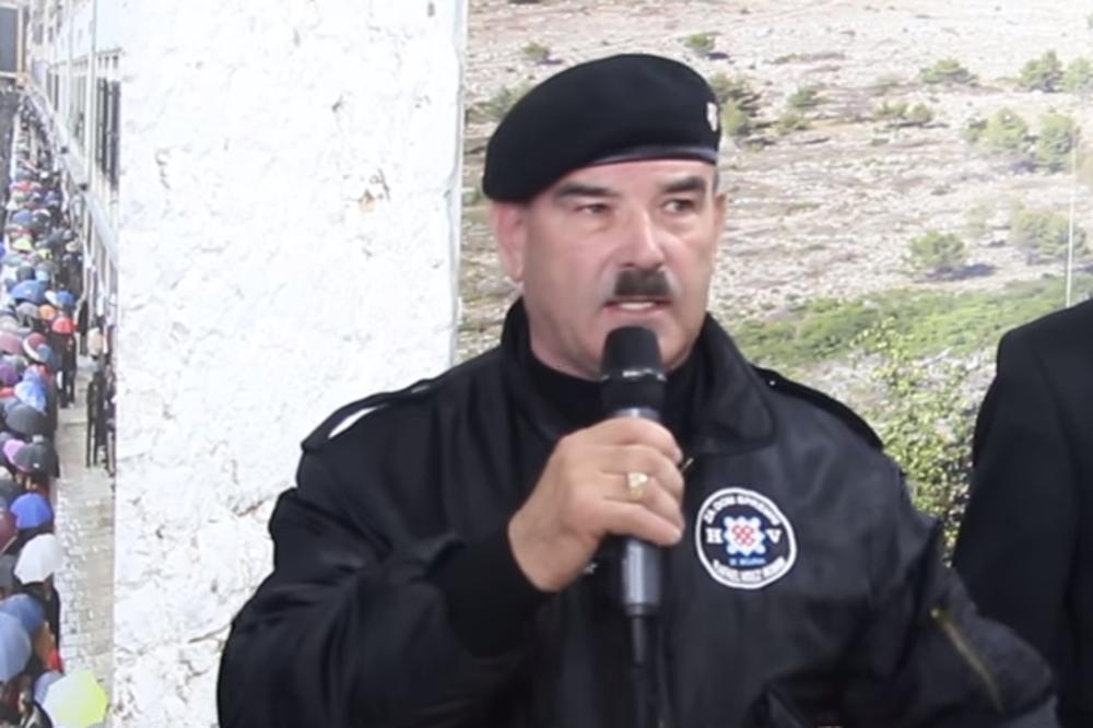 I KNINOM SE ORIO USTAŠKI POKLIČ ZA DOM SPREMNI! Marko Skejo: To je isto kao u crkvi Hvaljen Isus i Marija