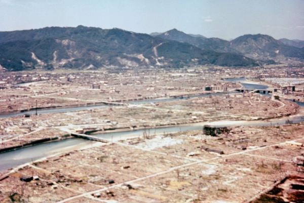 NA DANAŠNJI DAN PRE 74 GODINE U JEDNOM TRENUTKU UBIJENO JE 140.000 LJUDI: Svet se seća HORORA HIROŠIME! (VIDEO)