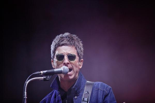 NOEL GALAGER OŠTRO O BRATU: Voleo sam majku dok nije rodila Lijama