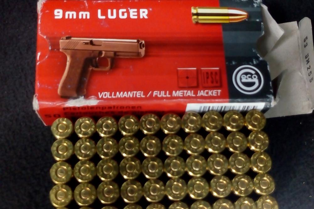 SRPSKA POLICIJA JE ZAUSTAVILA BMW X5 BUGARSKIH TABLICA Kad su otvorili gepek videli su nešto što odavno nisu (FOTO)