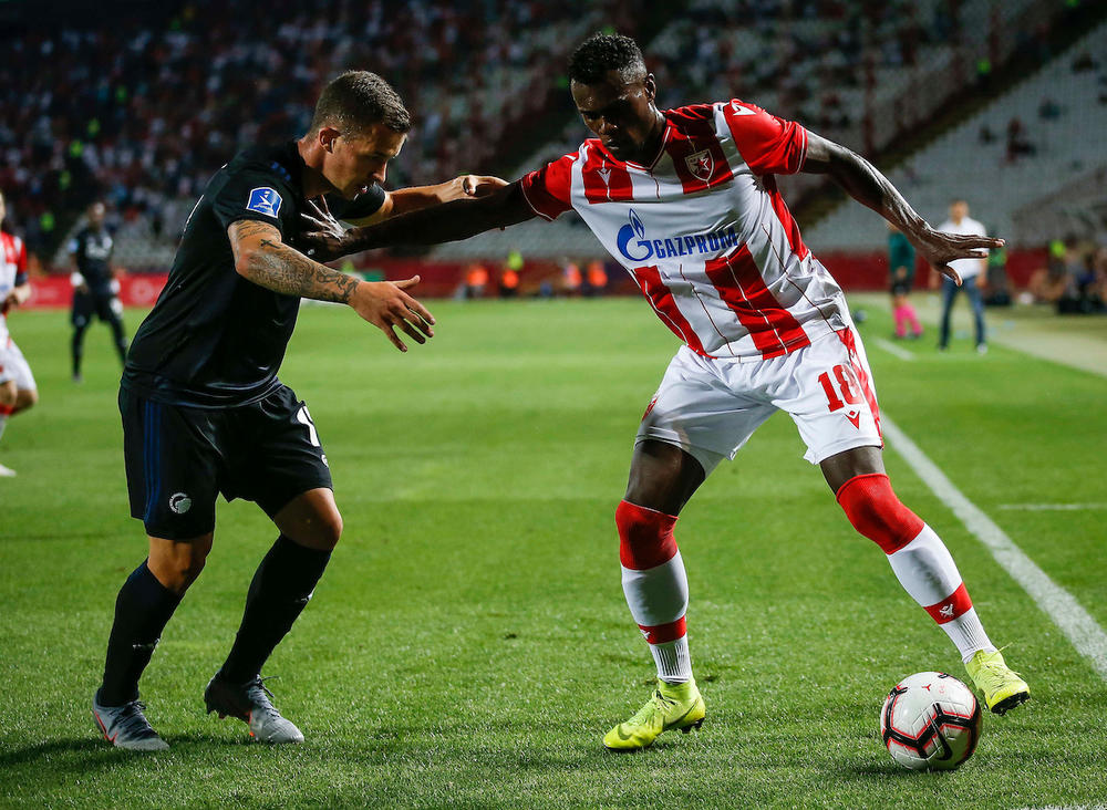 Žander Santana bi trebalo da bude u startnoj postavi umesto Rodića u Minhenu