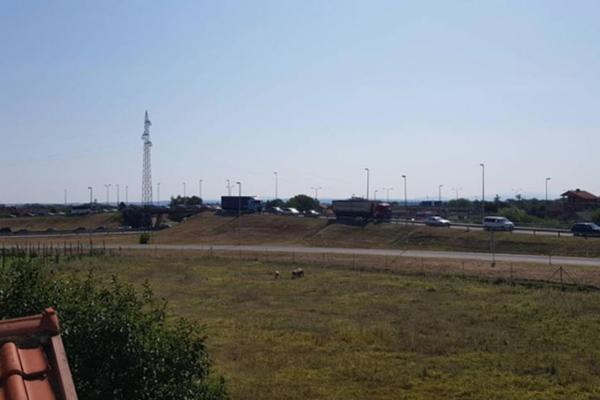 STRAVIČNA NESREĆA KOD BRČKOG! Motorista ostao na mestu mrtav, Hitna nije mogla ništa da uradi!