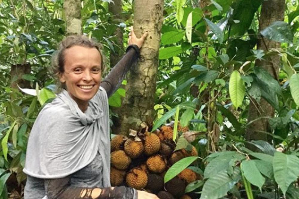 TINA JE PRE ČETIRI GODINE PRESTALA DA PERE ZUBE, I JELA JE SAMO VOĆE: Kod zubara je onda saznala IZNENAĐUJUĆE VESTI