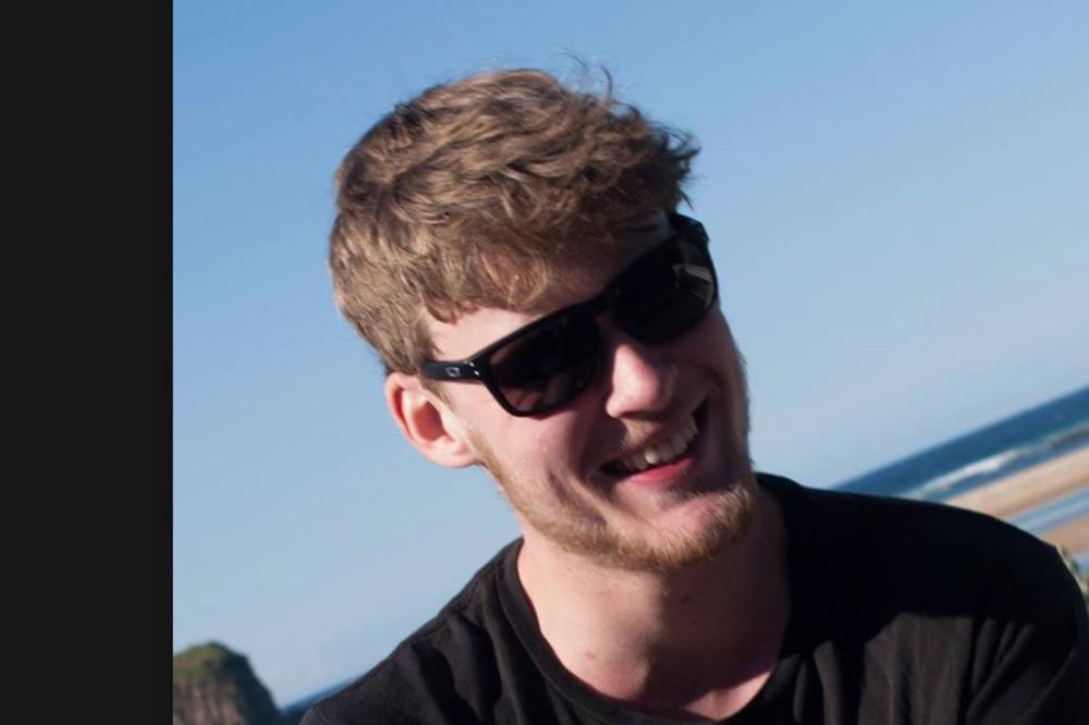 MOJ SIN (22) JE UMRO OD OVOG NAPITKA! Očajan otac preko njegovog STATUSA na Fejsu otkrio koji je UŽAS popio!