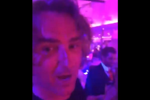 ŽELJKU MITROVIĆU U DISKOTECI PRIŠAO POLICAJAC SA LISICAMA! Gazda Pinka je SVE SNIMIO! (VIDEO)