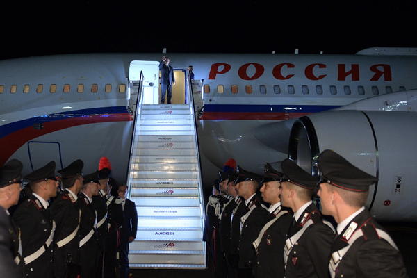 20 GODINA VLADAVINE ČOVEKA KOJI JE PROMENIO RUSIJU: Prvo nije želeo VLAST, a onda su zemlju potresli čudni NAPADI