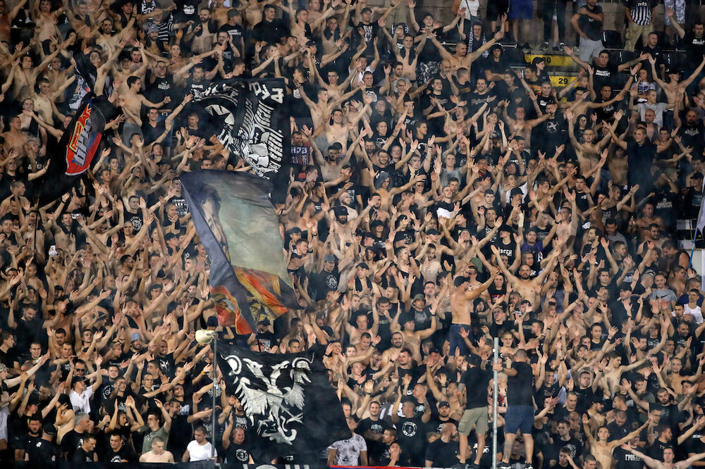 SELI SU TUĐMAN, ALIJA I SLOBA, A GROBARI NE MOGU: Bolje da ugasimo Partizan, Delije će nam upasti na stadion!