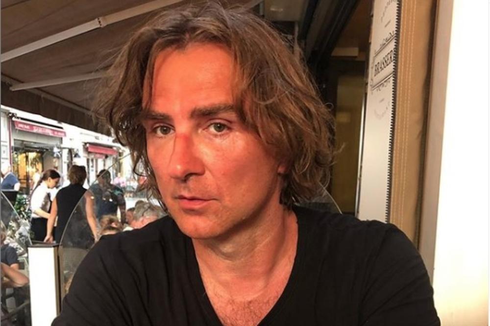 ŽELJKO MITROVIĆ SE OPET GLUPIRA PRED KAMERAMA! Ovog puta je imao POSEBAN RAZLOG