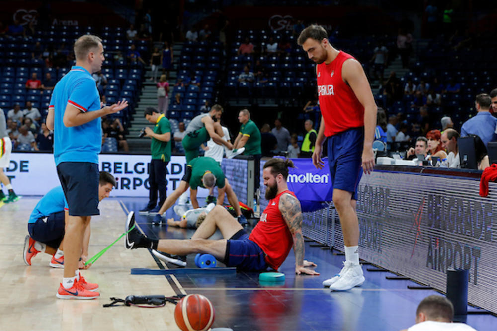 SJAJNE VESTI ZA SRBIJU PRED POČETAK MUNDOBASKETA: Ameri gledaju Orlovima u leđa!