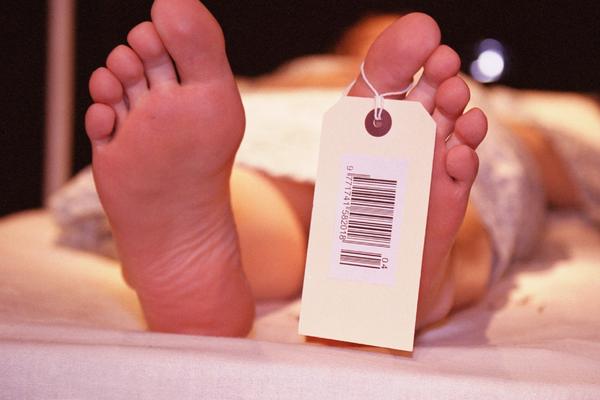 ŠOKANTNO OTKRIĆE NAUČNIKA: Evo šta se dešava sa ljudskim telom prvih godinu dana nakon smrti