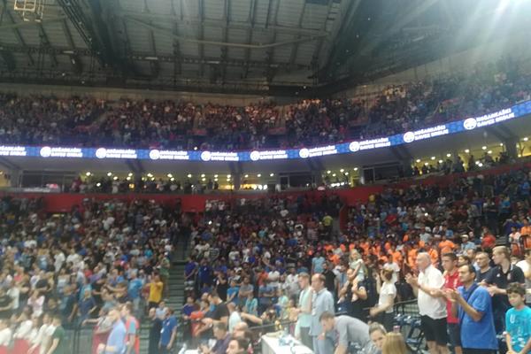 BRAVO, NACIJO! Ima li boljeg dokaza da je Srbija zemlja košarke?