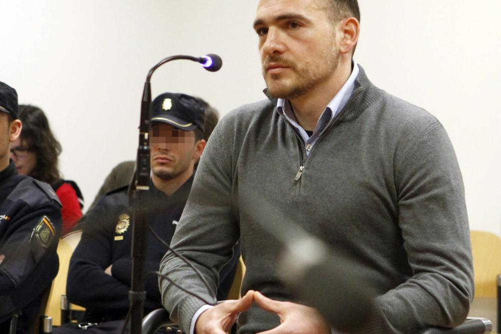 LUKA BOJOVIĆ BIO DEVET GODINA U TAJNOJ VEZI SA NAŠOM ČUVENOM PEVAČICOM: Isplivala ISTINA koja se KRILA GODINAMA