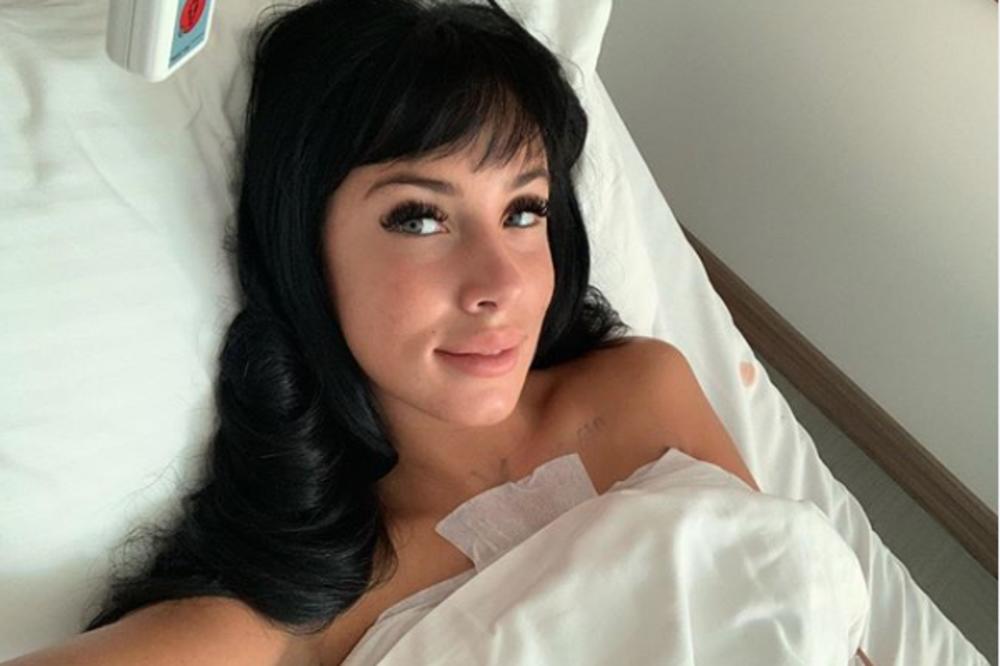 ALEKSANDRI OTKRILI TUMOR NA DOJCI?! MORALA HITNO NA OPERACIJU: Sam BOG ju je pogledao što je smanjivala SILIKONE!