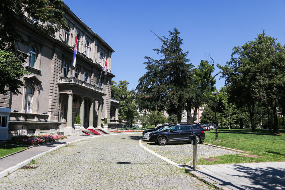 Vučić se sutra u Beogradu sastaje sa visokom zvaničnicom SAD-a Karen Donfrid