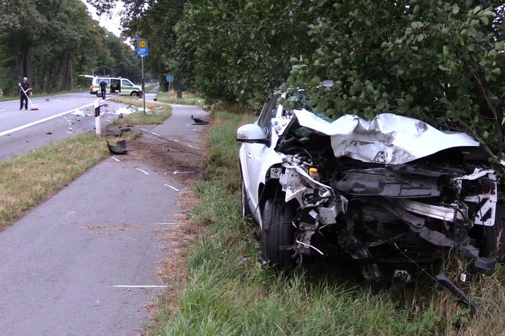 STRAVIČAN UDES KOD ORLOVAČE: Ima poginulih!