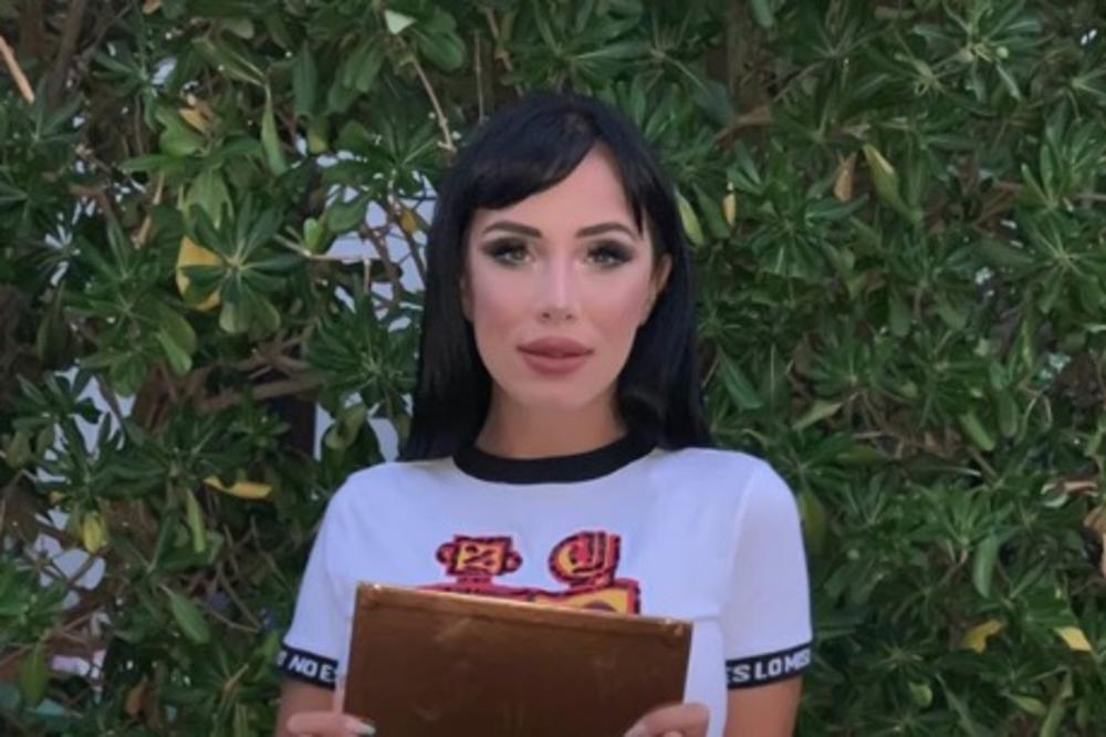 ŠTA JE SUBOTIĆKA HTELA DA KAŽE? Skontala da je ispala NEPISMENA nekoliko puta, pa brže bolje ISPRAVILA ovaj BLAM!