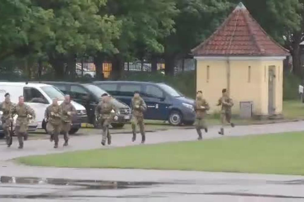 VOJNICI NAORUŽANI DO ZUBA SE RASTRČALI NA ULICAMA KOPENHAGENA: Haos u Danskoj pred meč sa Zvezdom!