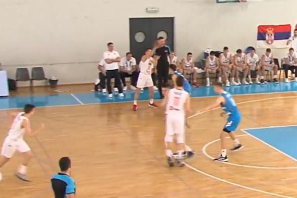 SRBIJA SRUŠILA SLOVENIJU NESTVARNOM SERIJOM 18:0: Orlići preokretom do četvrtfinala Evropskog prvenstva!