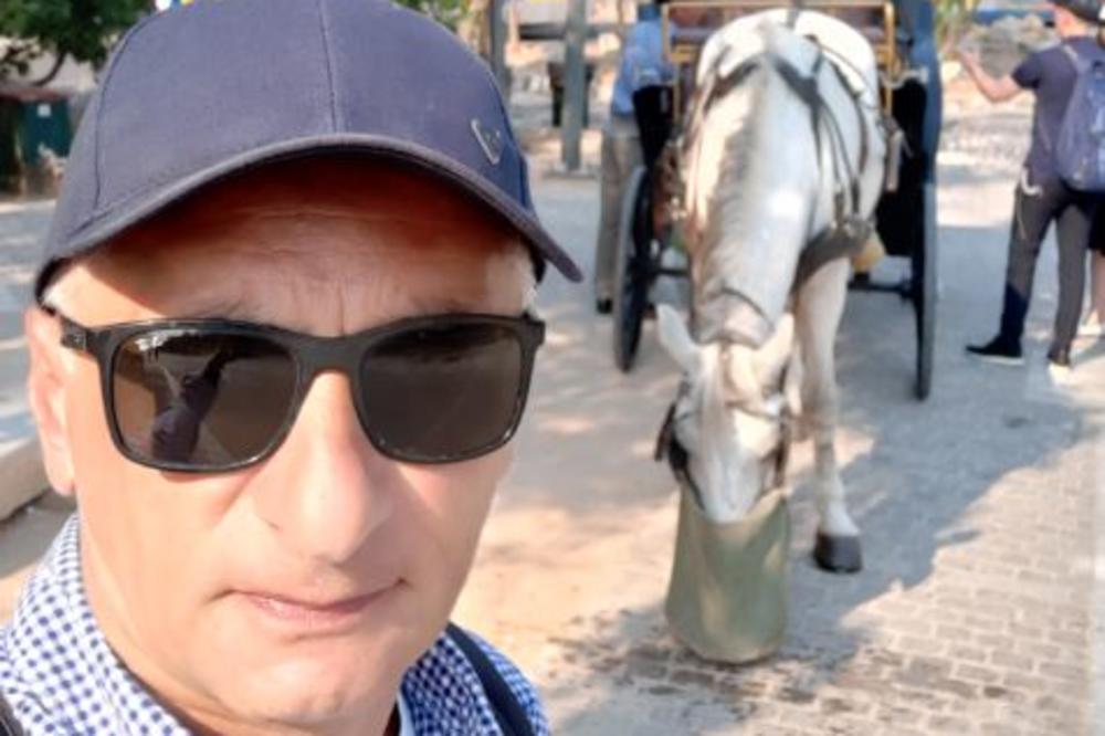 TROPSKE VRUĆINE U GRČKOJ! Životinje su dehidrirale, a kada vidite ovog KONJA, uhvatiće vas TUGA! (FOTO)