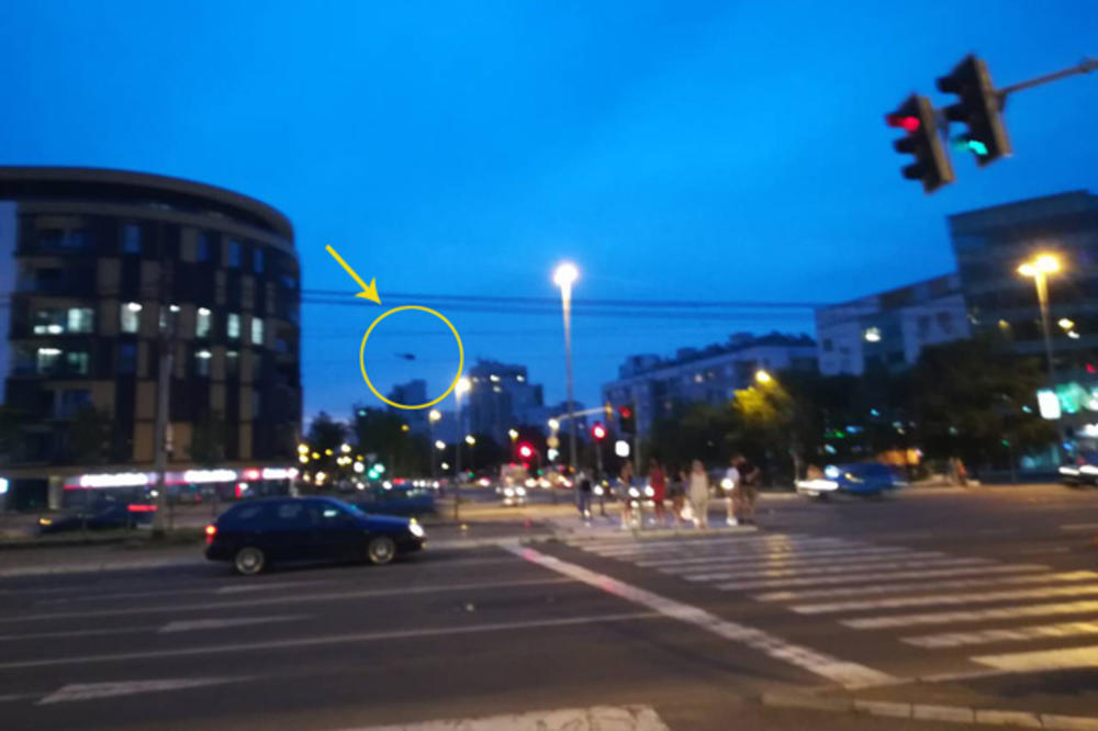 PANIKA NA NOVOM BEOGRADU! Policijski helikopter nadleće nebo, građani u šoku, niko ne zna ŠTA SE DEŠAVA!