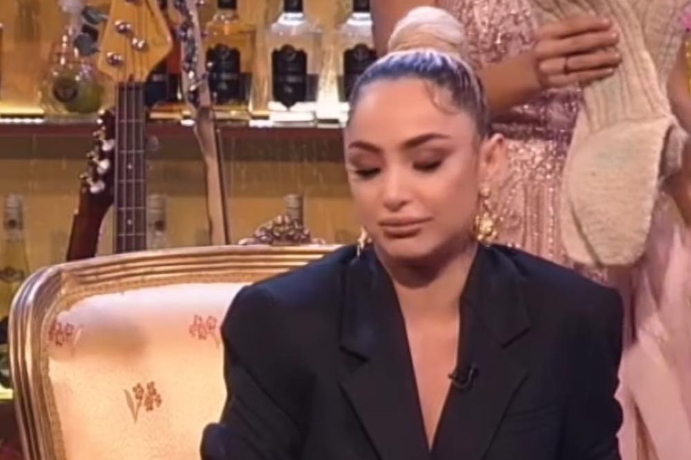 ŽRTVOVALA SAM MAJČINSTVO ZBOG KARIJERE: Maja Berović otkrila zbog čega NEMA DECU, pa progovorila o USVAJANJU!