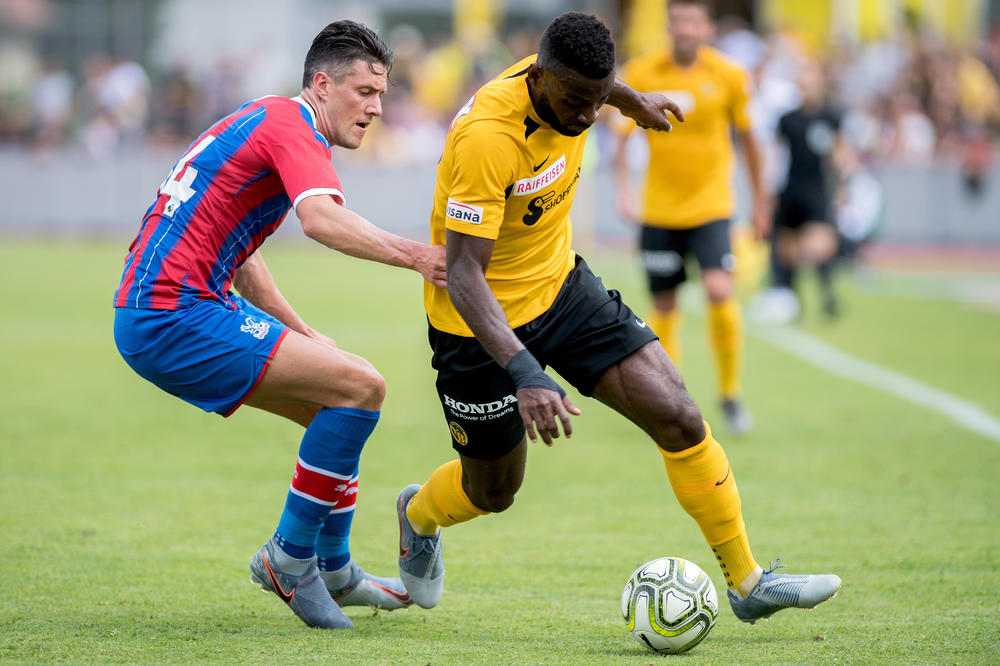 BIO JE UHAPŠEN ZBOG NASILJA NAD PETOMESEČNOM BEBOM: Najboljem strelcu Jang Bojsa pretilo 15 godina zatvora!