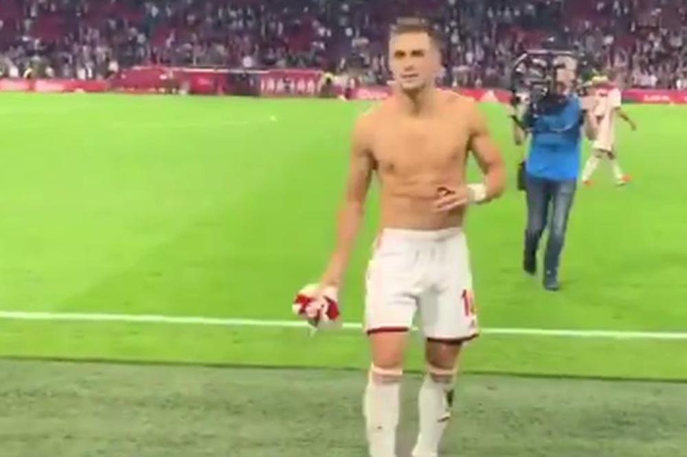 TADIĆU CARE! Srbin poklonio dres dečaku, ali slika koja je usledila posle toga topi najtvrđa srca!