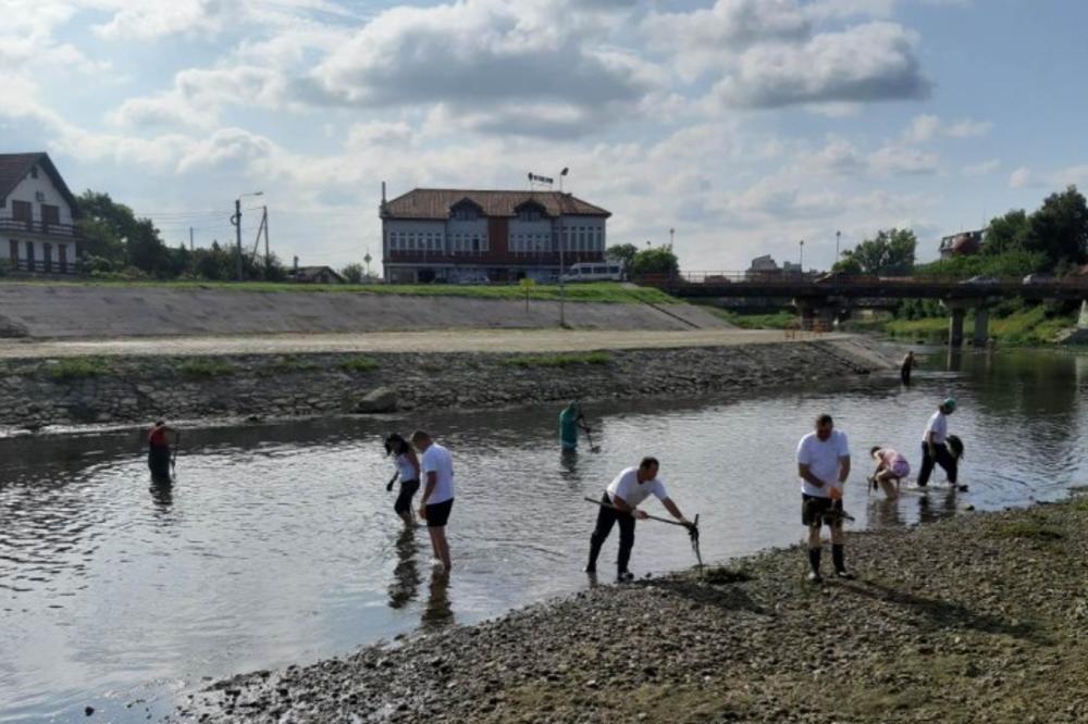 U TOKU JE ČIŠĆENJE CRNOG TIMOKA! Nadležne službe i ljudi dobre volje ujedinili se u AKCIJI!