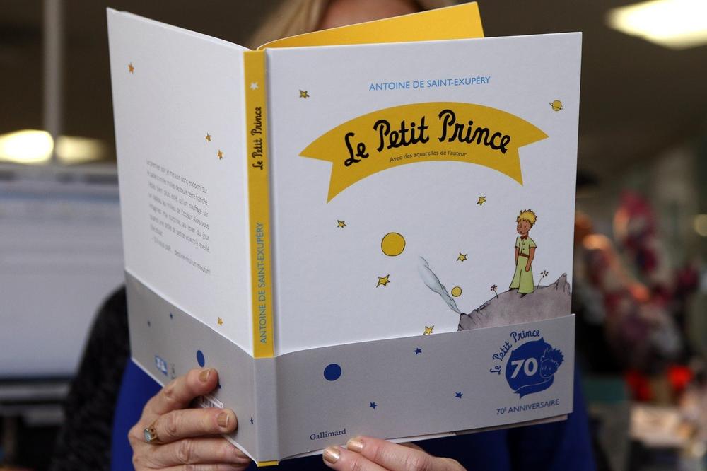 MALI PRINC PROGLAŠEN KNJIGOM VEKA U FRANCUSKOJ: Objavljena je tokom DRUGOG SVETSKOG RATA i prevedena na 250 JEZIKA