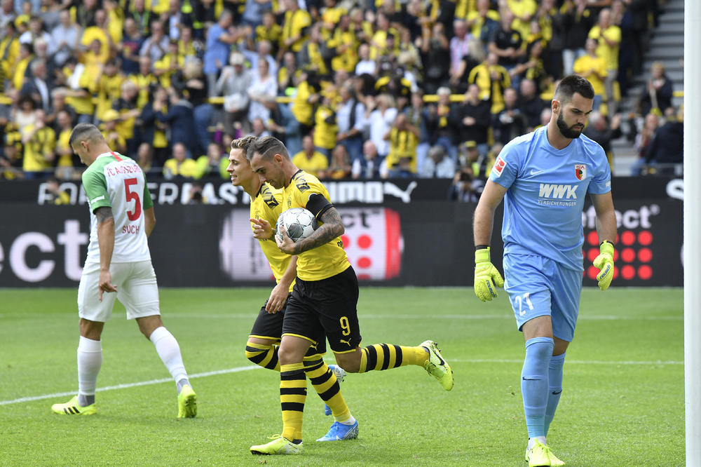 RAPSODIJA PAKA ALKASERA: Borusija petardirala Augzburg! Nula u Menhengladbahu!