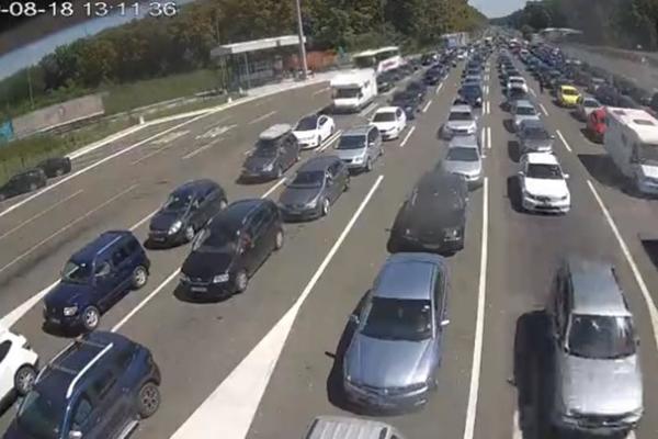 HRVATI MASOVNO DOLAZE U SRBIJU DA KUPE OVE DVE STVARI! Kažu da im je ušteda NEVEROVATNA