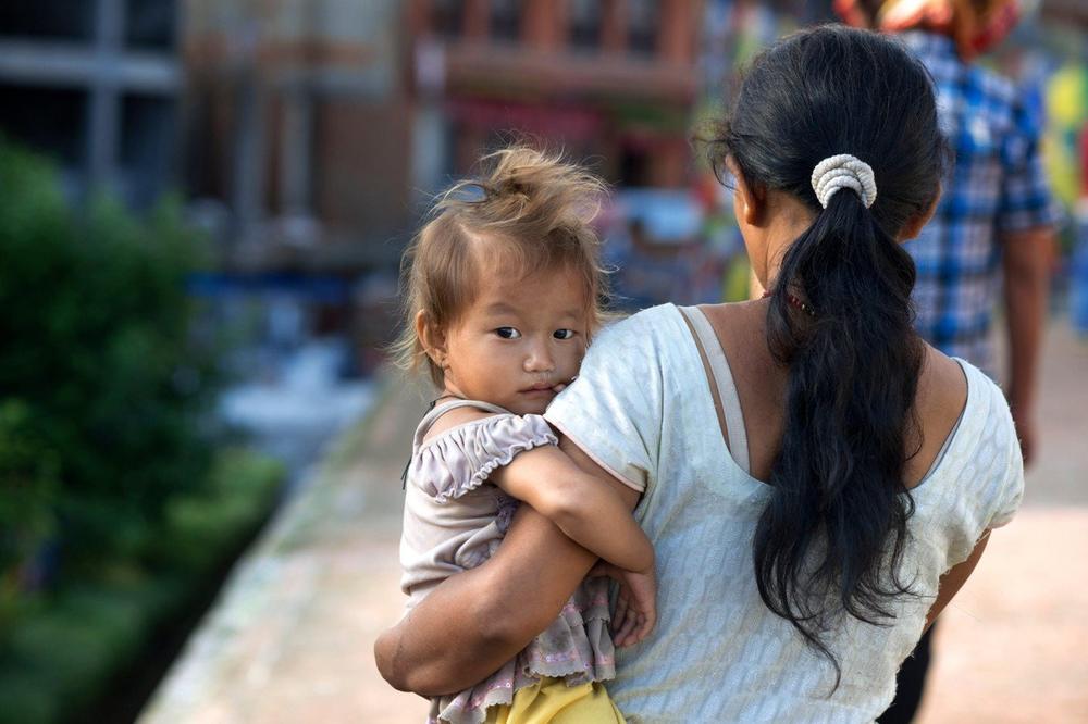 NARKO-MAMA S BEBOM IŠLA NA SASTANKE S DILERIMA! Ovo su žene koje su u krimi-akcije sa sobom VODILE DECU