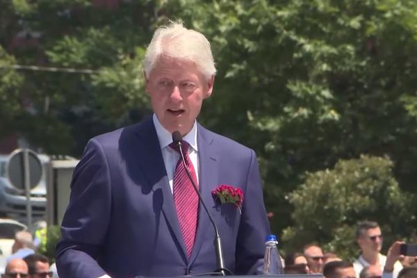 MISTERIOZNA SMRT AGENTA: Da li će se uskoro razrešiti slučaj čoveka koji je UHODIO I SAMOG KLINTONA?