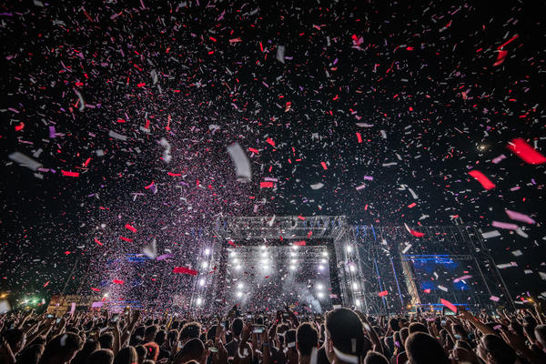 TREĆE VEČE BEER FESTA: Na koncertu Van Gogha 120.000 ljudi