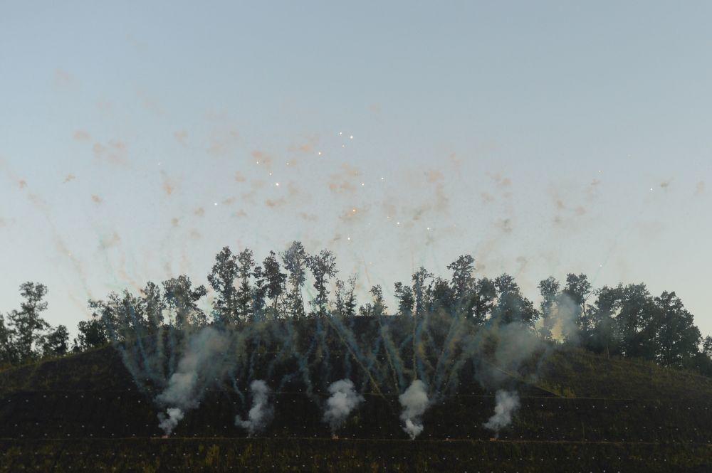 Vatromet je označio otvaranje autoputa Miloš Veliki