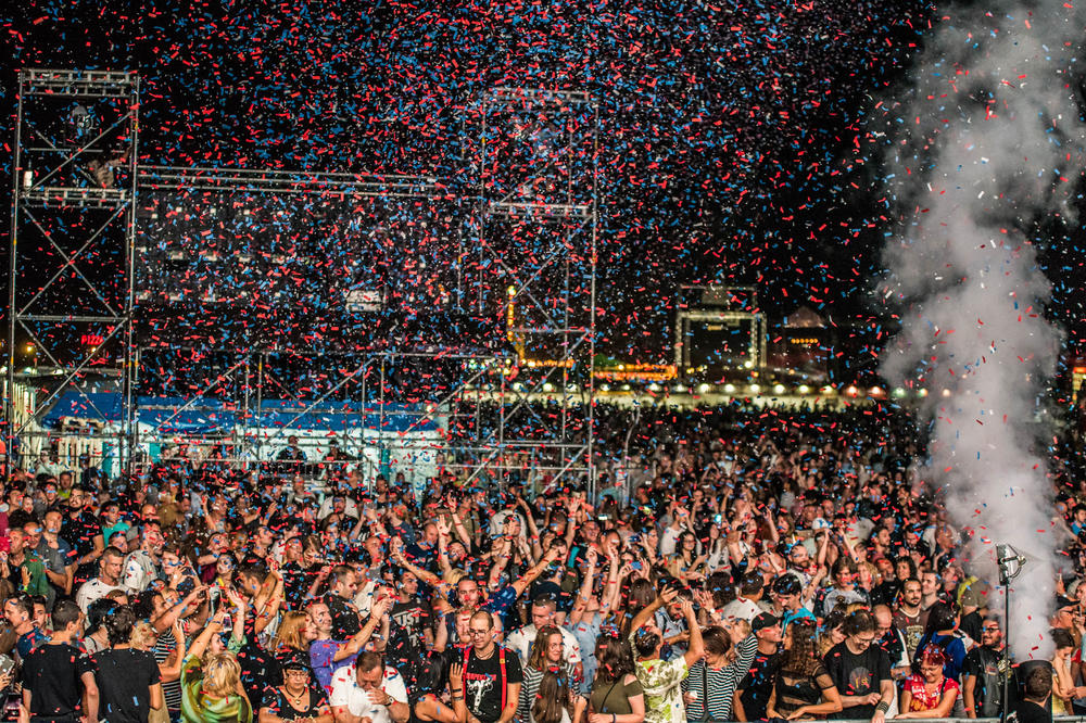 SVETSKI ROCK HITOVI ZA KRAJ BEER FESTA: Preko 100 muzičara Rock opere pripremili su nezaboravan provod za vas